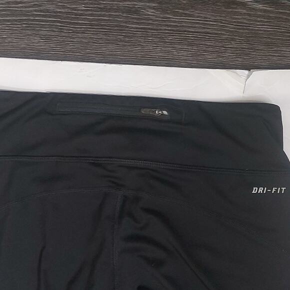 Nike Dri-Fit Black Racer Crop Leggings 2.0  S Athleisure Normcore Sportswear - Picture 5 of 9